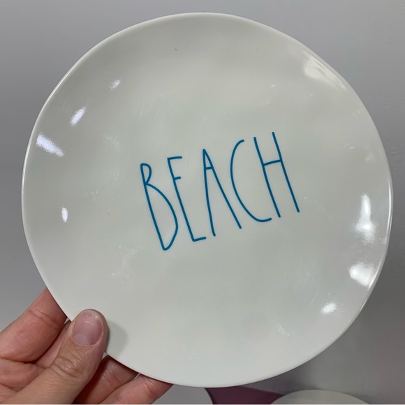 Rae Dunn Set of 4 MELAMINE PLASTIC SUMMER DINNER PLATES calm beach relax sun - Picture 6 of 8